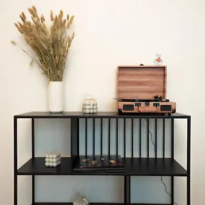  Apartment Perfect Getaway In A Top Location