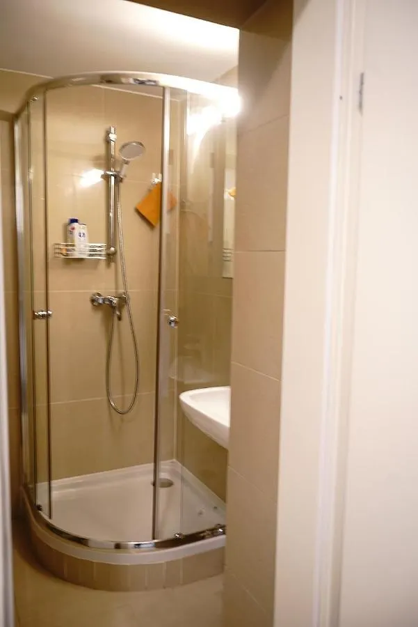 neu-möbliertes Apartment nähe Zentrum Wien Österreich